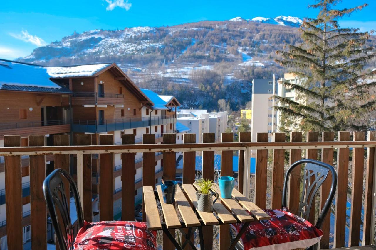 Briancon - Serre Chevalier 1200 - Joli Appartement - Face Aux Pistes En Centre Ville Exteriör bild